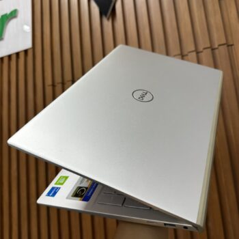Dell inspiron 5502 (2)