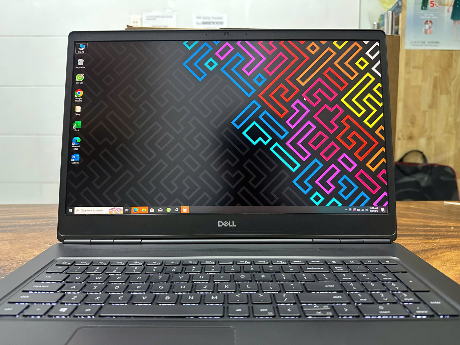 Dell Precision 7760 Core I9 (2)