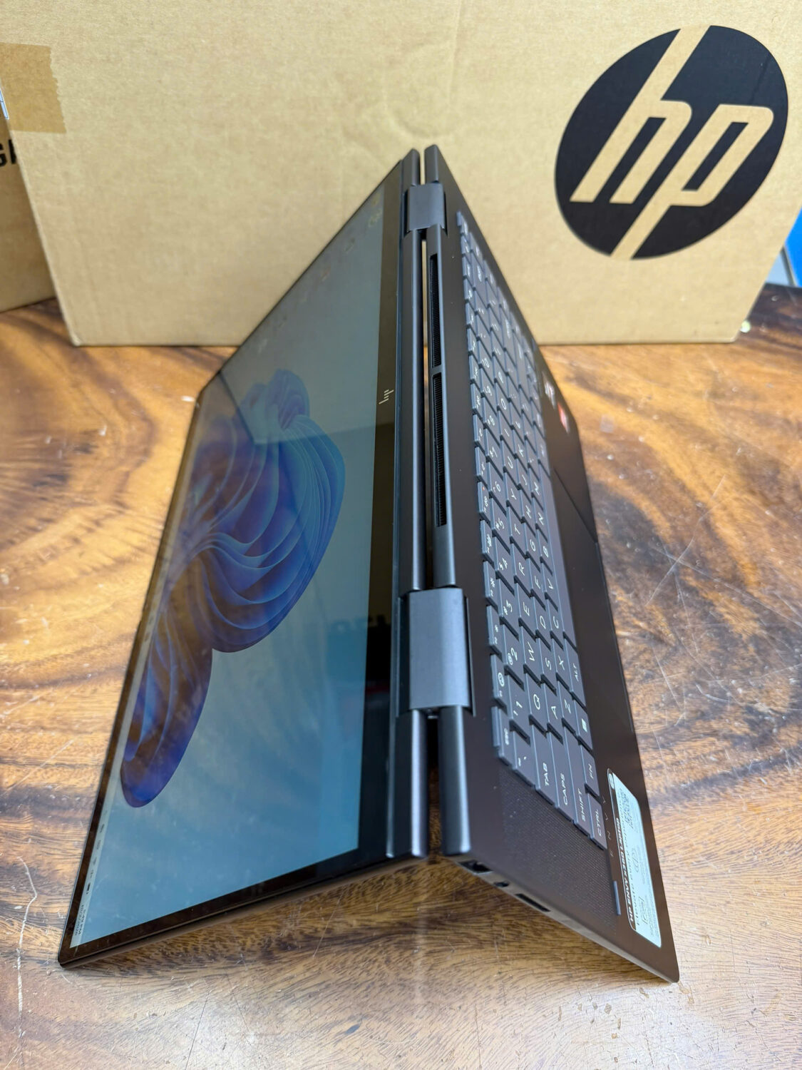 Hp Envy X360 15fh0013dx (3)