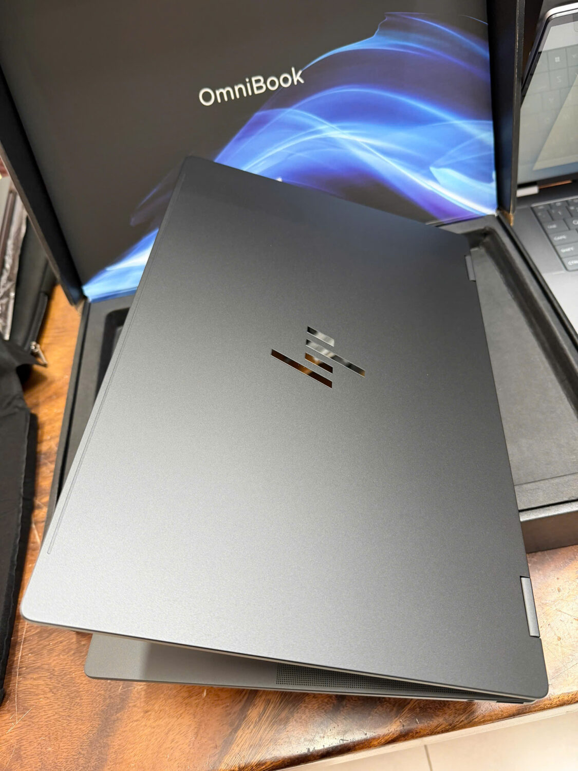 Hp Omnibook X Flip Ai 16 As0023dx (9)