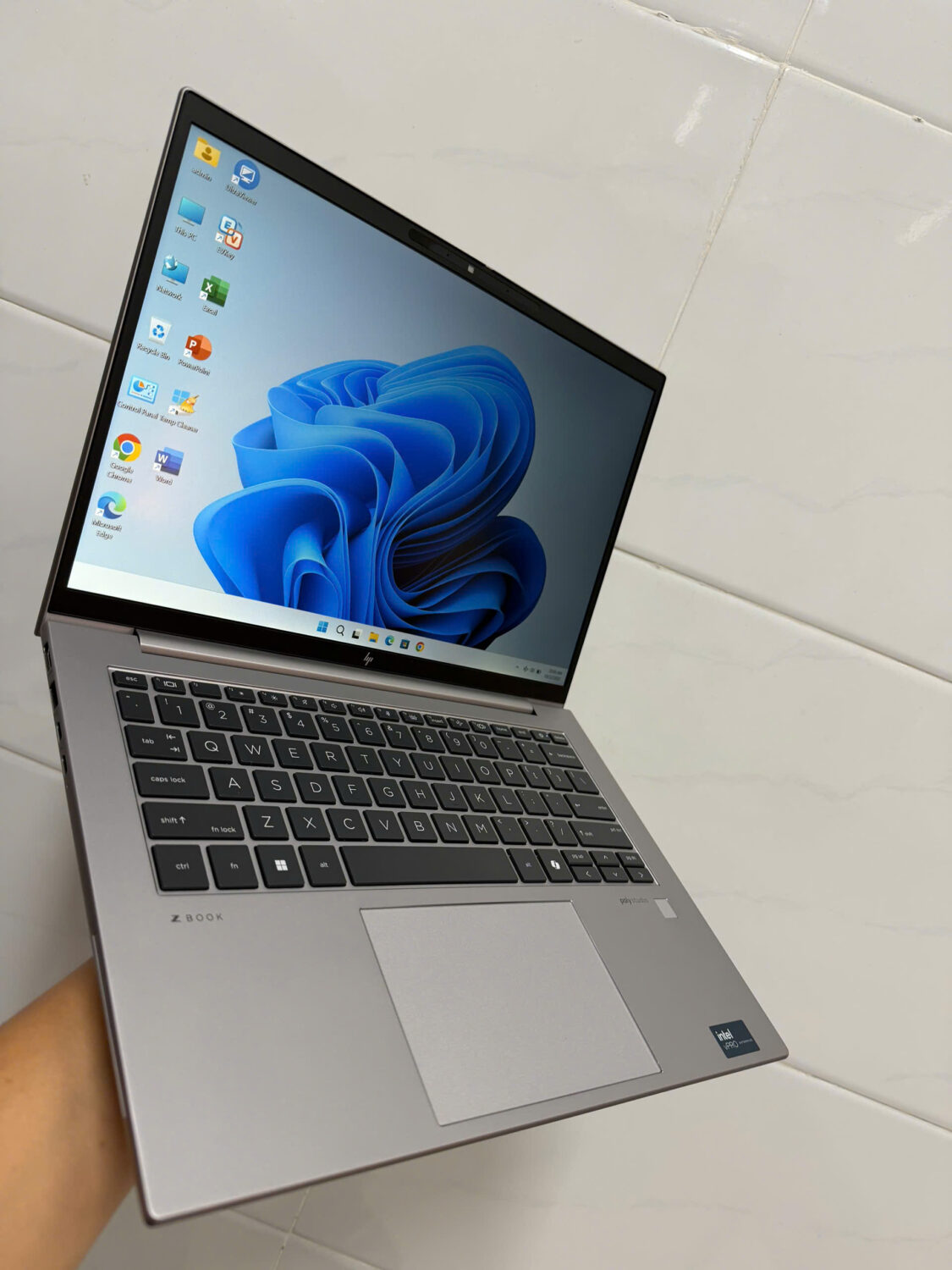 Hp Zbook Firefly 14 G11 Ultra 5 (6)