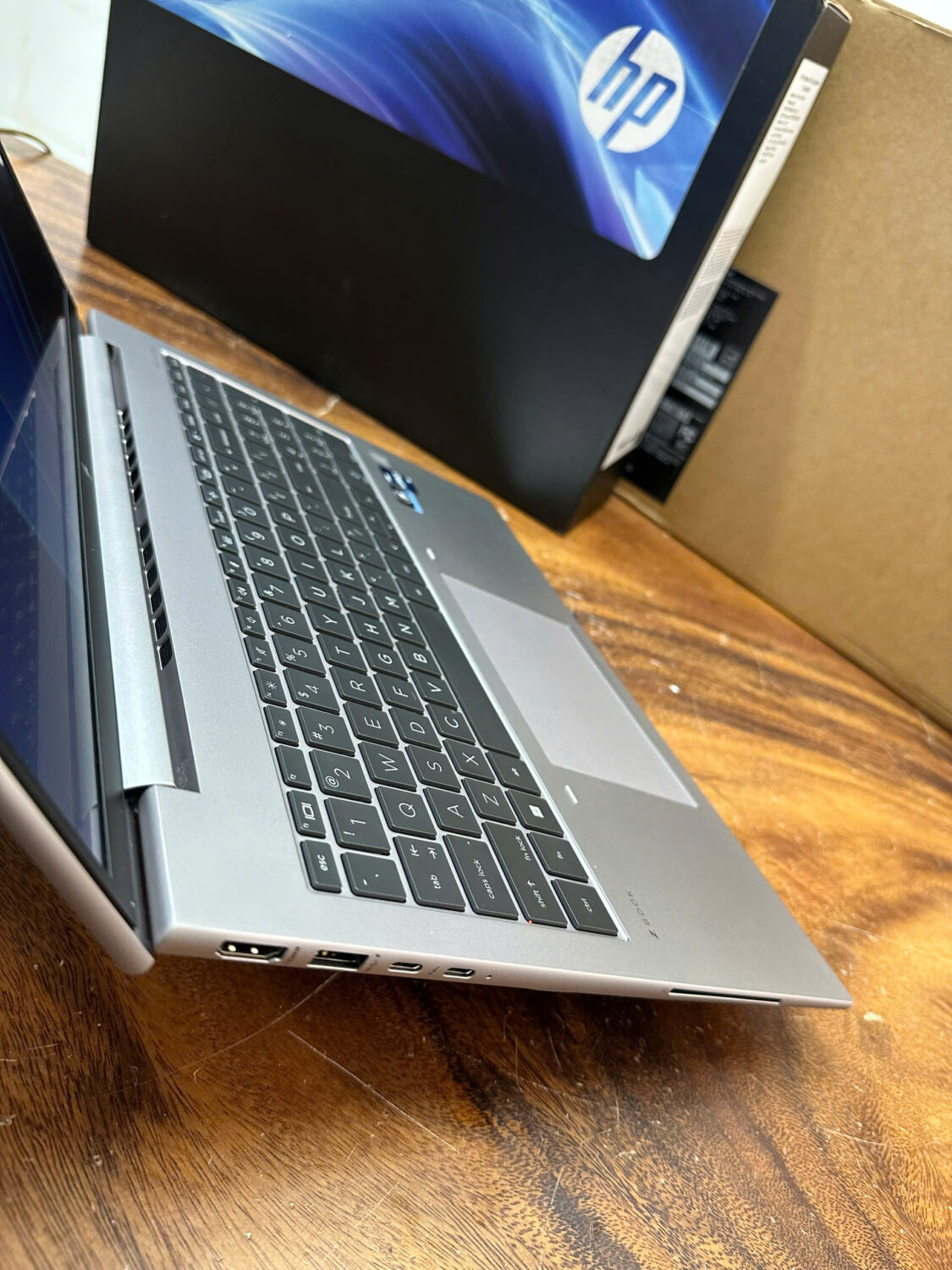 Hp Zbook Firefly 16 G9 Core I5 (2)