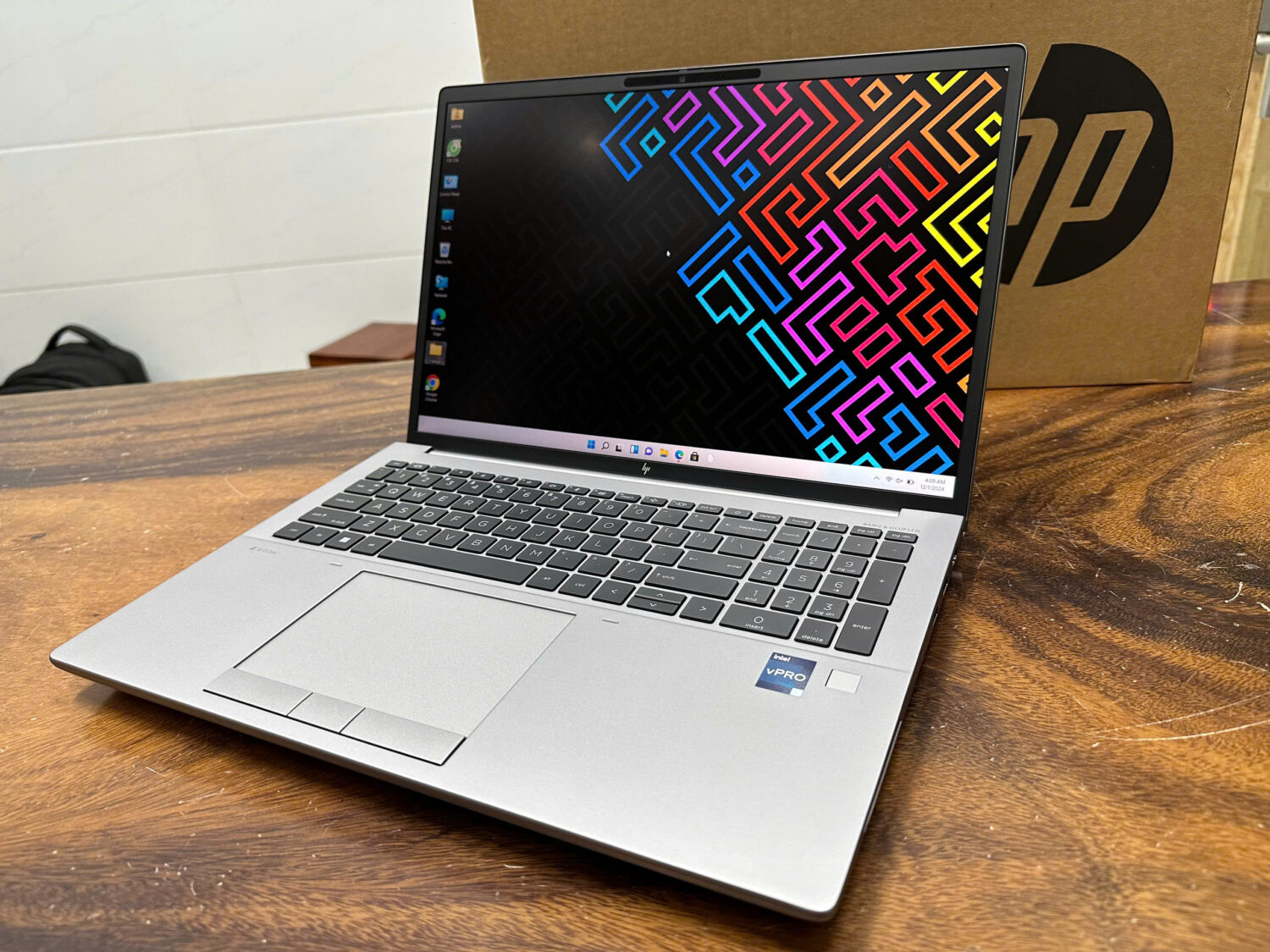 HP ZBook Fury 16 G10 được tích hợp công nghệ SureView