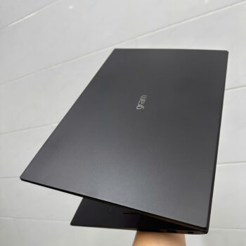 Lg Gram 17z90s (3)