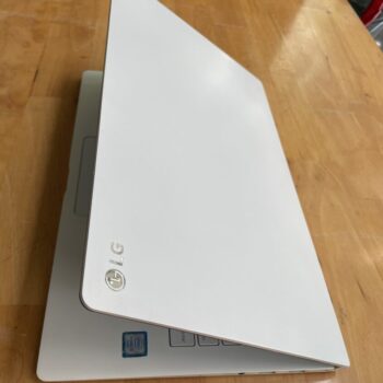 LG gram i3 (4)