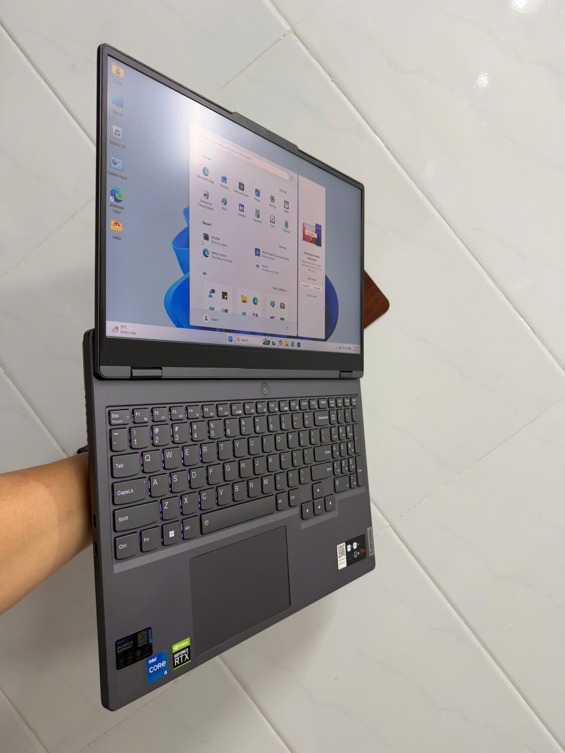 Lenovo Legion 5 15iah7 (6)
