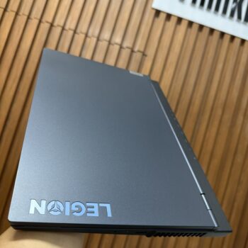 Lenovo Legion 5 15ITH6 (1)