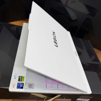 Lenovo Legion 7 16iax10 (16)