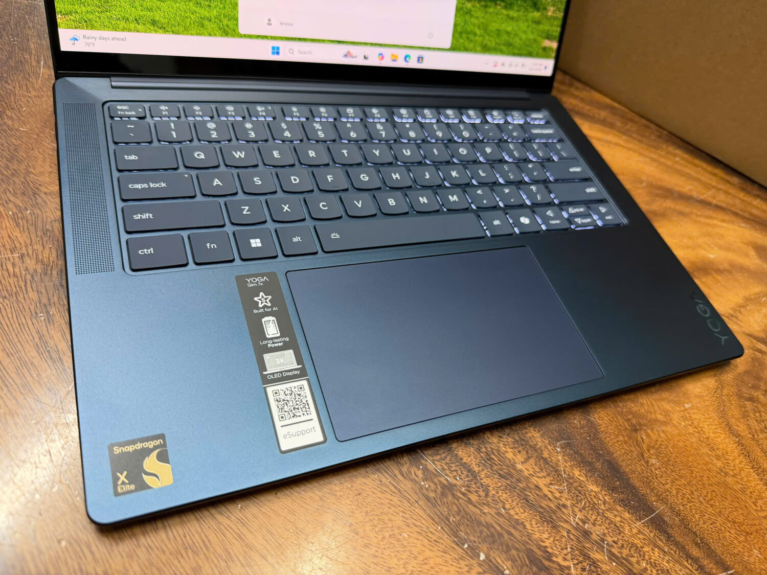 Lenovo Yoga Slim 7 14q8x9 (5)
