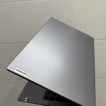Lenovo Ideapad V15 G5 (2)