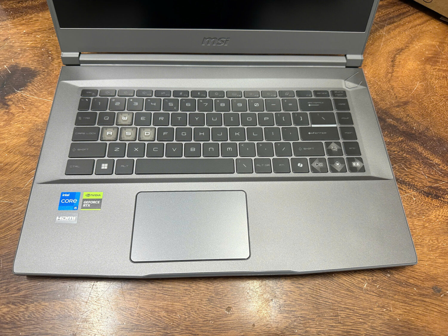 Msi Thin 15 B13vf (6)