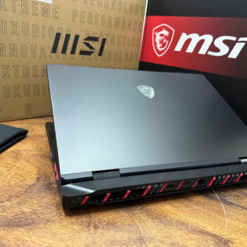 MSI raider A18 HX A7VHG (12)