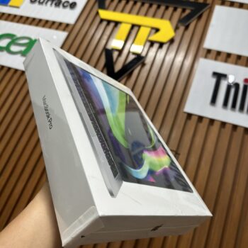 Macbook Pro 13 M2 2023 (1)