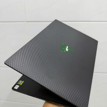 Razer Blade 15 Advanced (3)