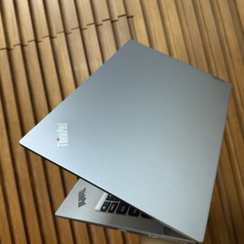 Thinkpad E14 gen 4 core i5 silver (1)