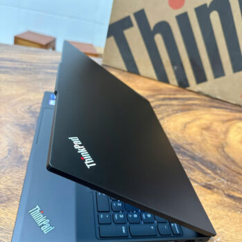 Thinkpad E16 gen 2 utral 7 (9)