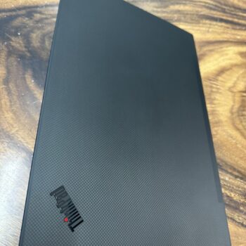 Thinkpad P1 Gen 2 4K touch (2)