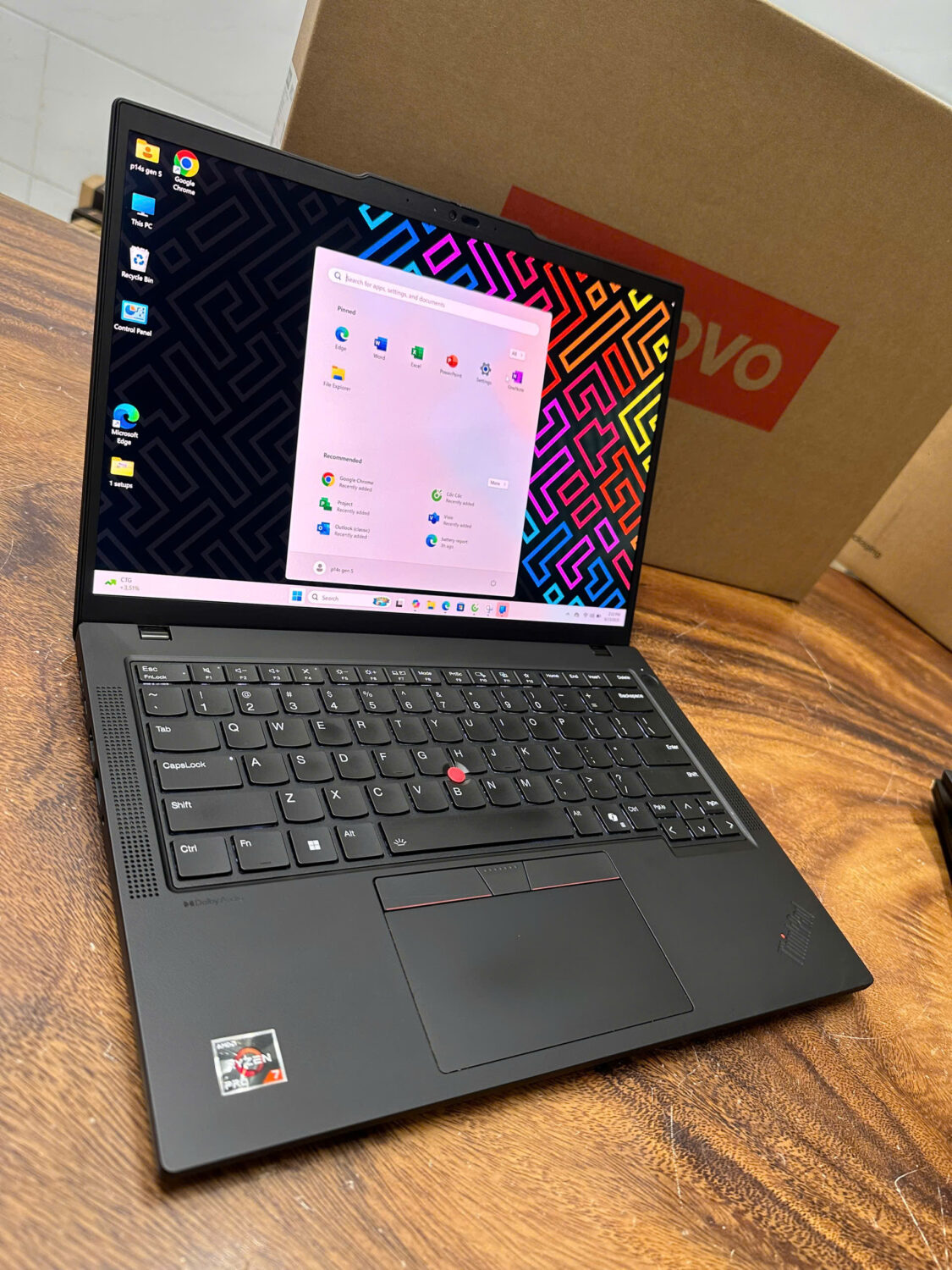 Thinkpad P14s Gen 5 Oled (7)
