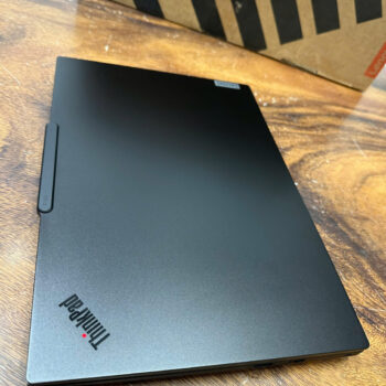 Thinkpad P14s gen 5 3k (9)