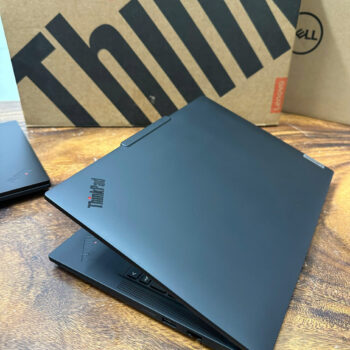 Thinkpad P14s gen 5 ryzen 7 (2)