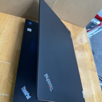 Thinkpad P15 gen 2 Xeon (6) (Copy)