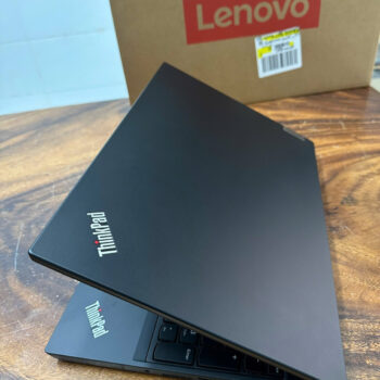 Thinkpad P15v Gen 3 (8)