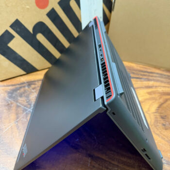 Thinkpad P16 Gen 2 Oled (16)