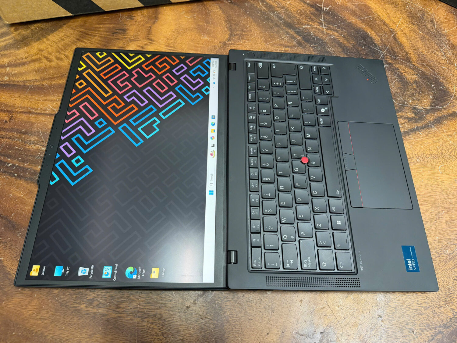Thinkpad T14 Gen 5 Ultra 5 (2)