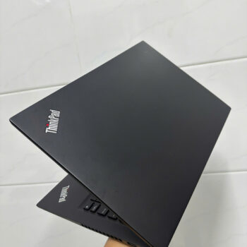 Thinkpad T14s Core I7 (1)