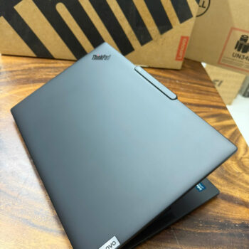 Thinkpad T14s Gen 5 (5)