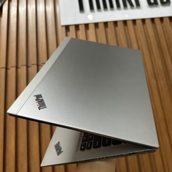Thinkpad T14s silver (4)