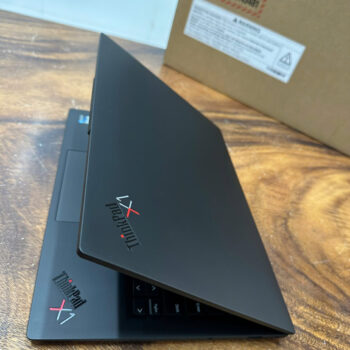 Thinkpad X1 carbon gen 11 core i5 (1)