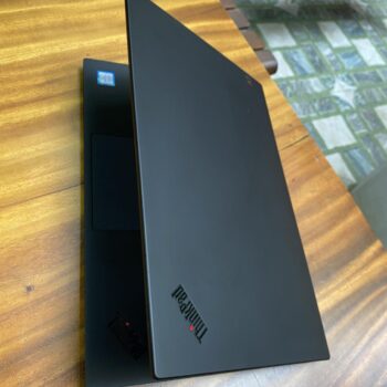 Thinkpad X1 carbon gen 7 i5 (3)