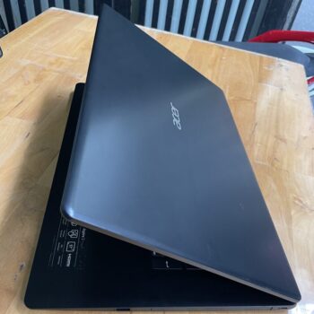 acer A317-52 i5 (3)
