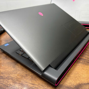 Alienware M18 R1 Core I7 (5)