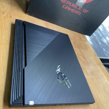 asus G512 (4)