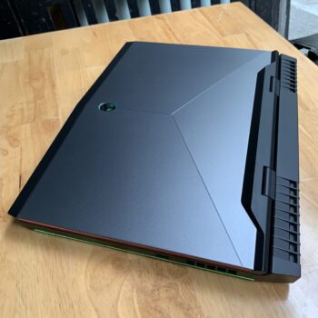 dell alienware 17 r4 (14)