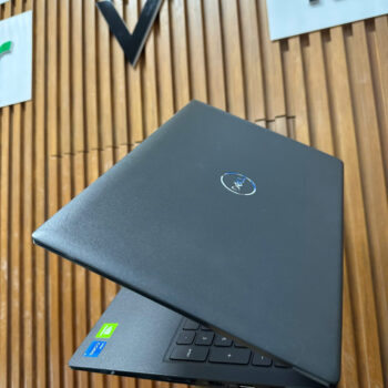 dell latitude 3520 vga (5)