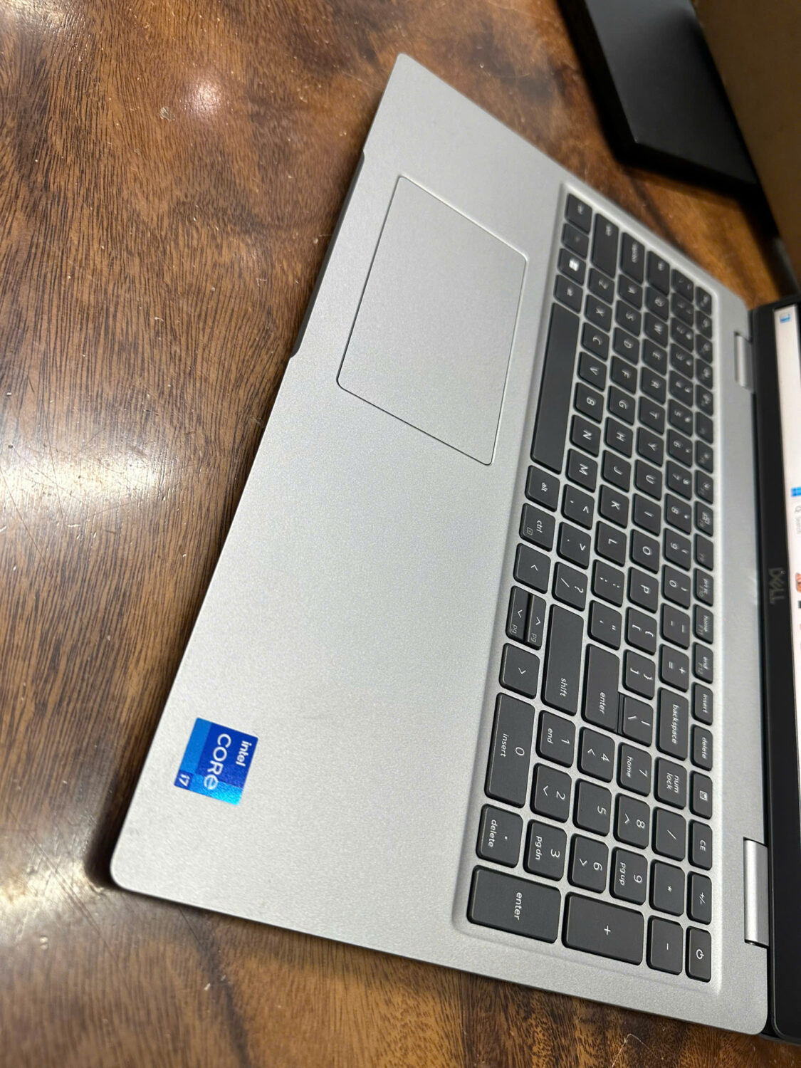 Dell Precision 3571 Core I7 (2)