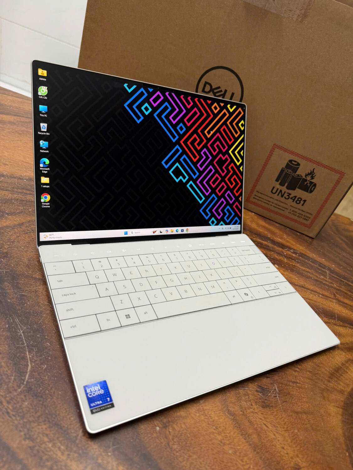 Dell Xps 9350 Ultra 7 (2)