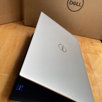 dell xps 9520 i7 oled (8) (Copy)
