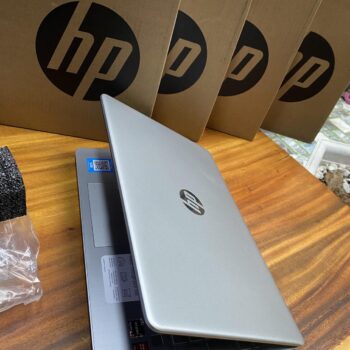 hp 15-ef ryzen 7 (4)