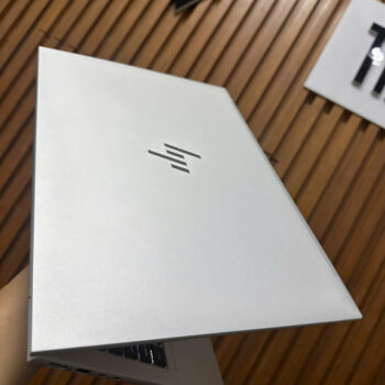 hp elitebook 860 G9 core i5 (1)