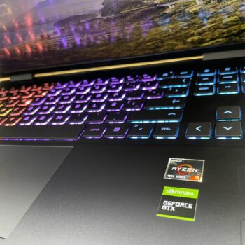 hp omen 15-en0xxx (2)