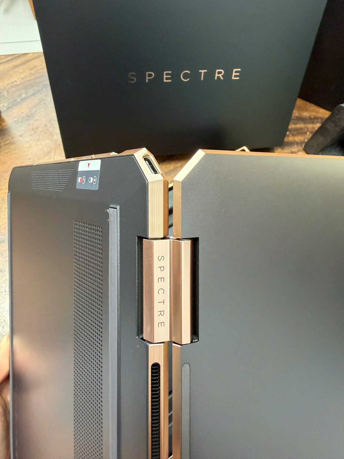 Hp Spectre 13 X360 Gemcut (17)