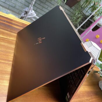 hp spectre 15 X360 i7 9th GTX (4)