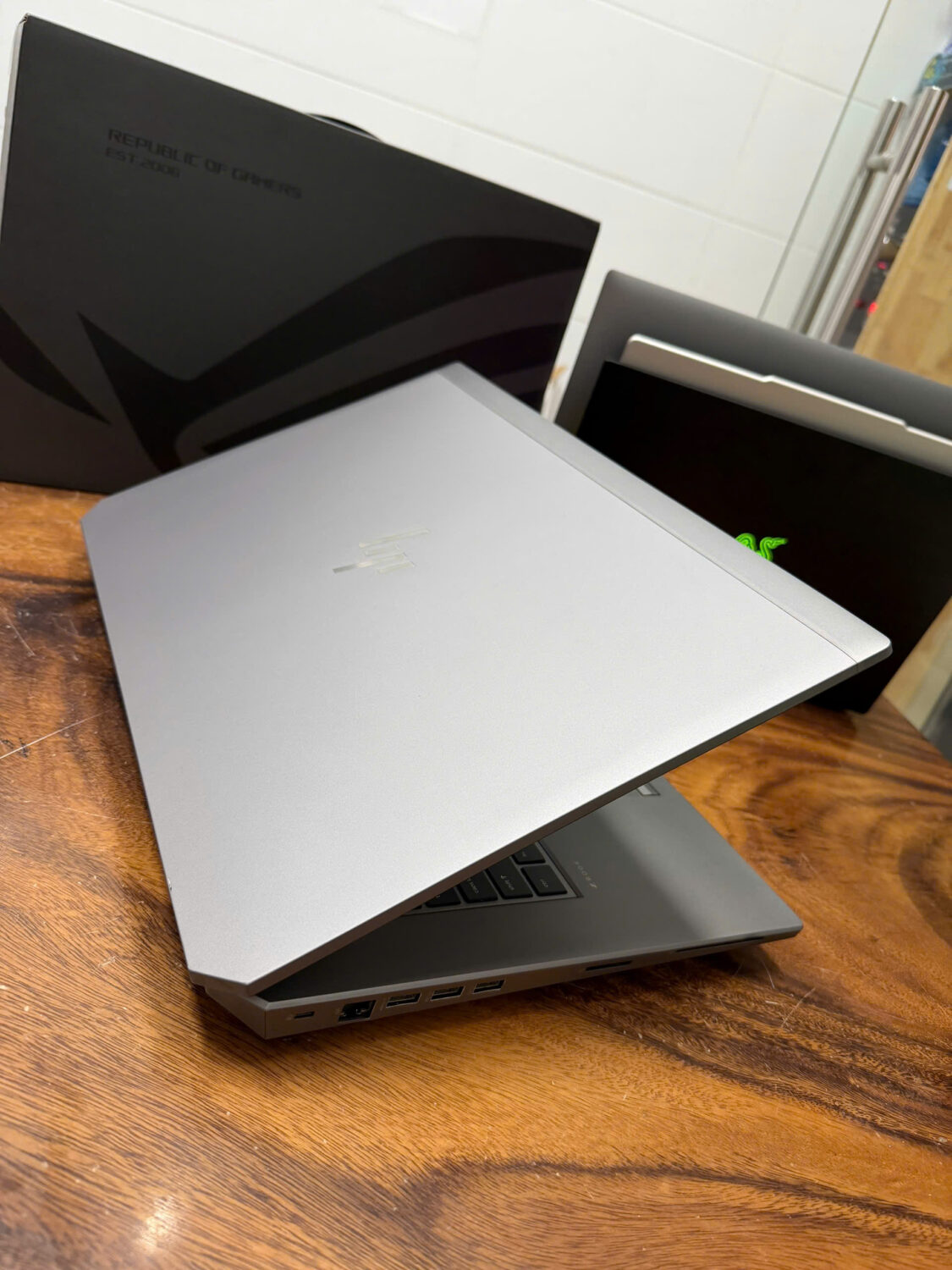 Hp Zbook 17 G5 (3)