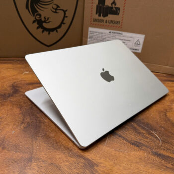Macbook Air 15 M2 (4)