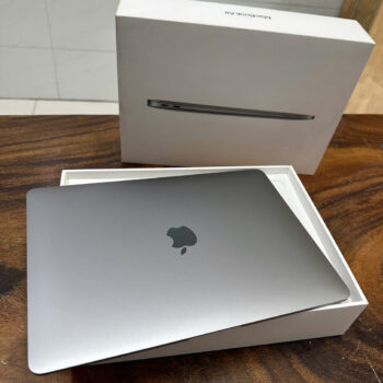 Macbook Air M1 Box (1)