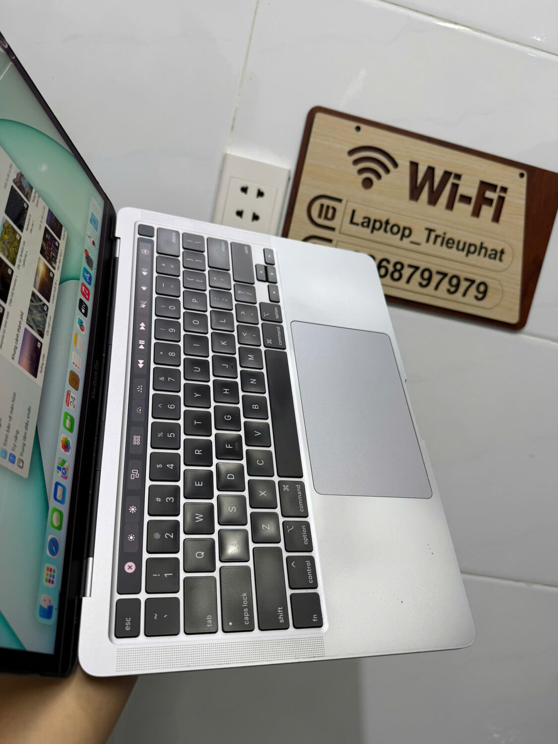 Macbook Pro 13 (2)
